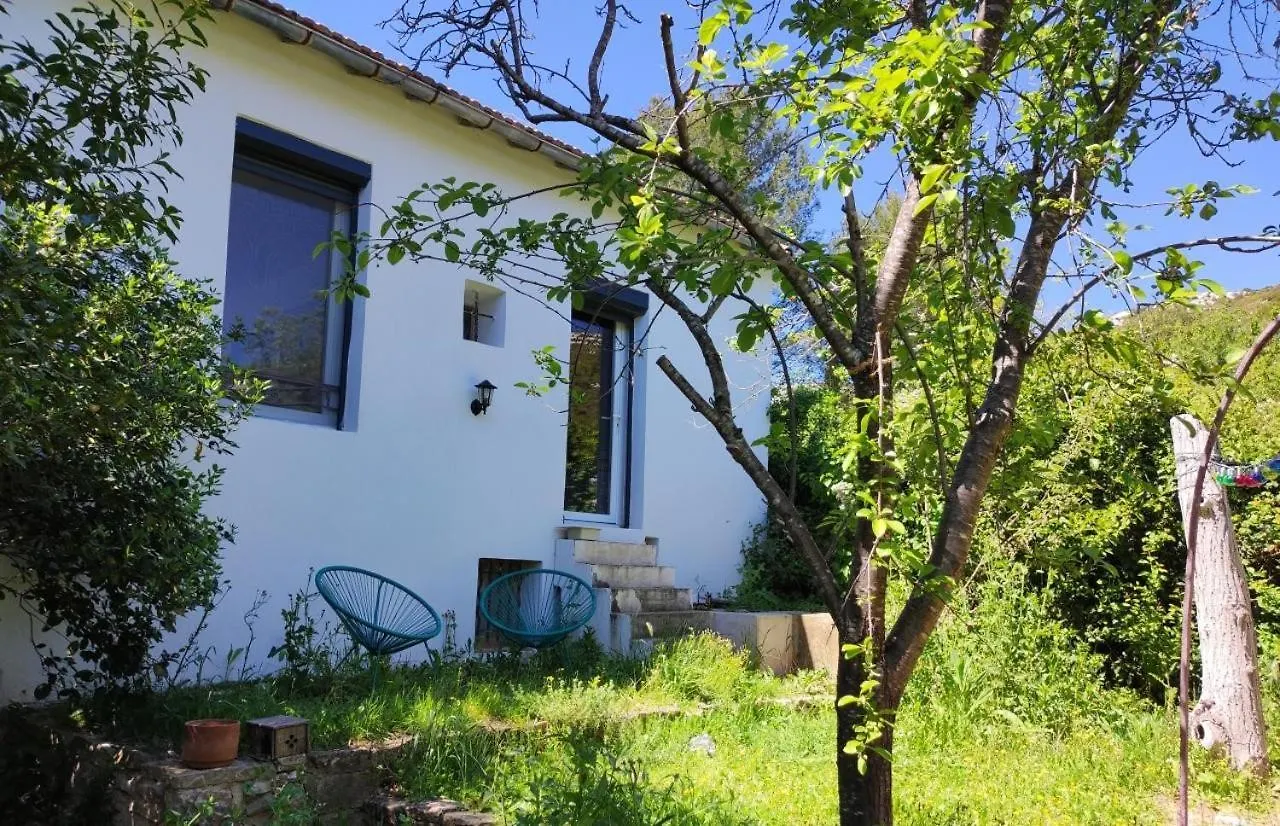 Maison Au Pied Des Collines La Bouilladisse Holiday home